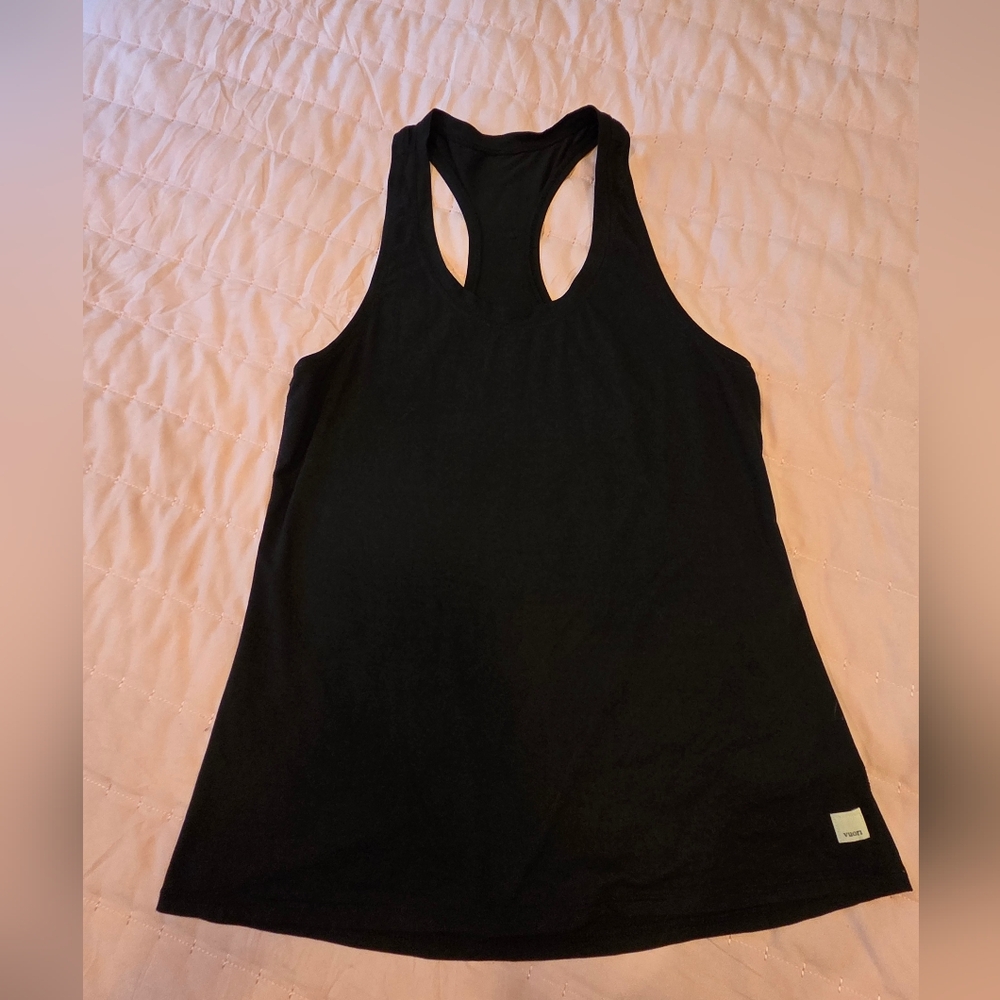Vuori Women Heather Black Lux Performance Racerback Scoop Tank Top M